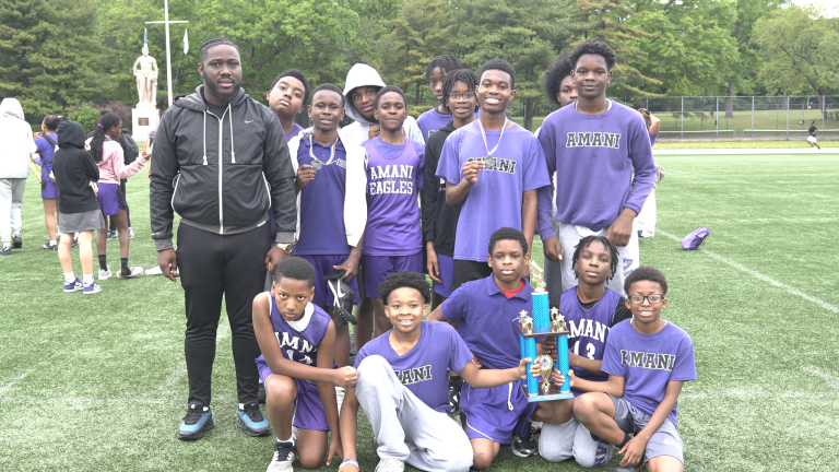 Athletics c0851.mp4.12 36 11 12.still002